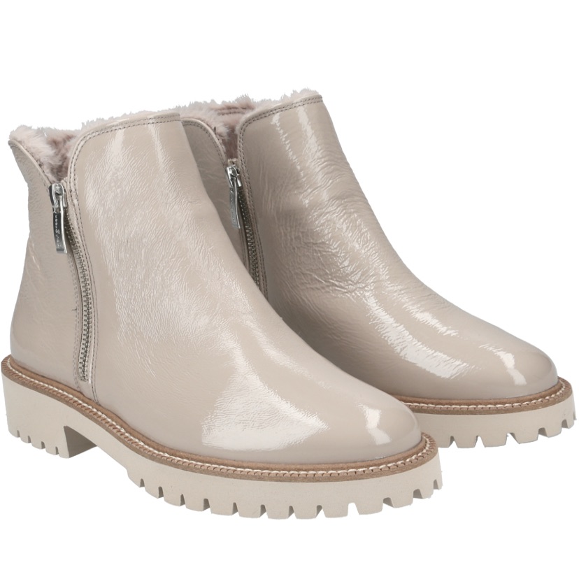Faux Fur Lined Boot Paul Green. Brand New In Box. Never Worn